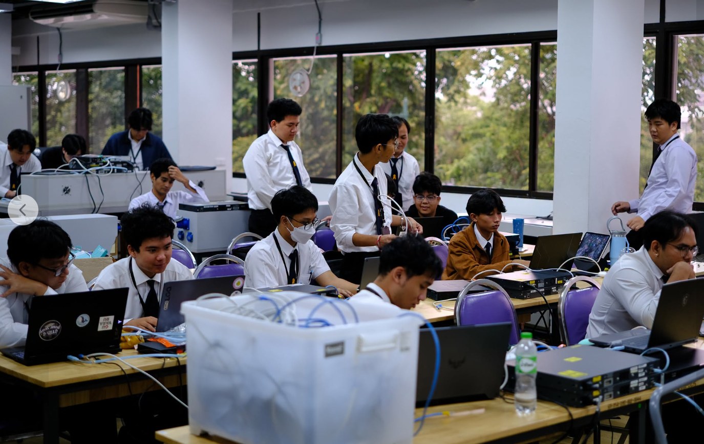 ภาพประกอบสถาบันเทคโนโลยีจิตรลดา